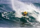 Surferzy szaleli na wodach w Banzai Pipeline